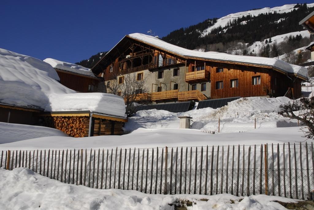 Chambres Et Gite "Pollen" Granier Exterior photo